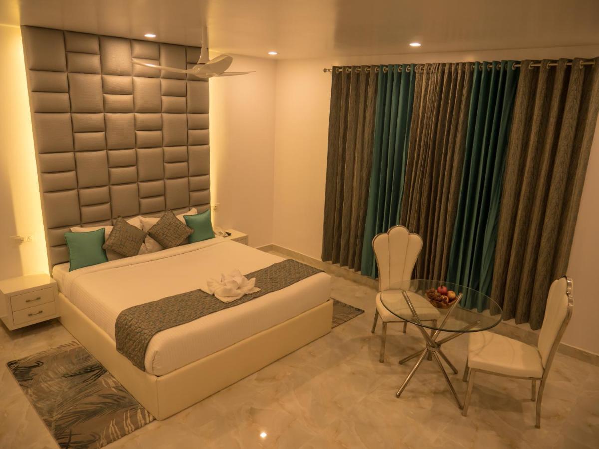 Hotel Blue Waves Jangli Ghat Екстер'єр фото