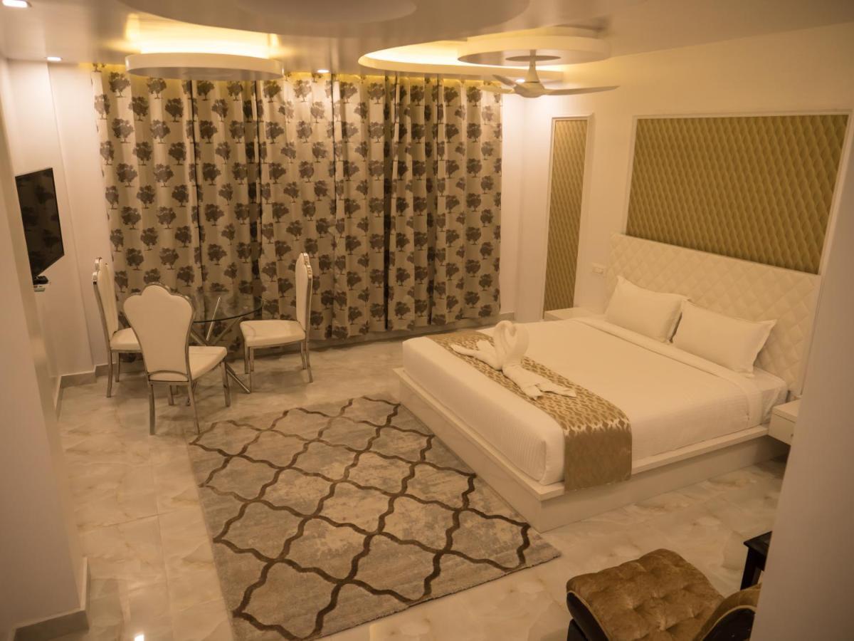 Hotel Blue Waves Jangli Ghat Екстер'єр фото